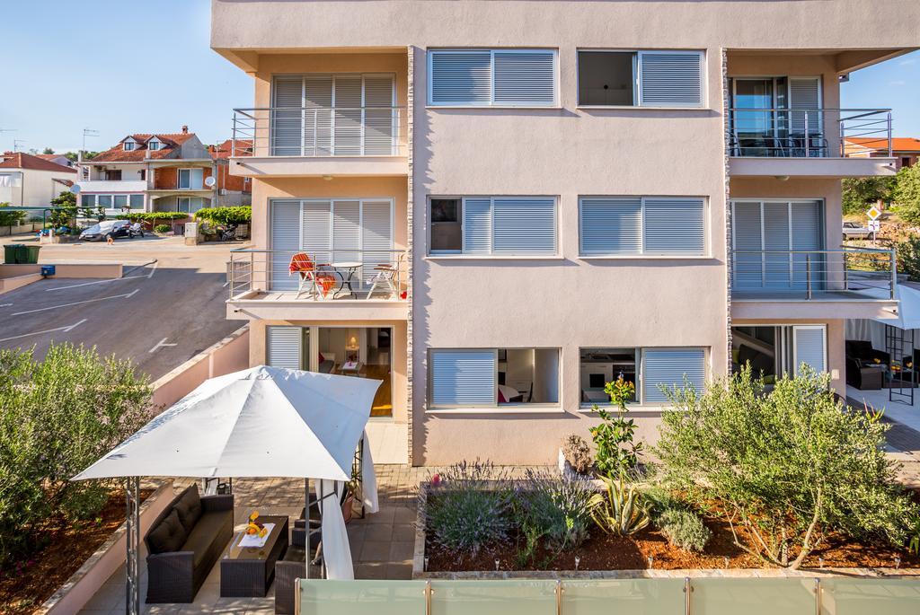 Apartment Falcon Stari Grad  Værelse billede