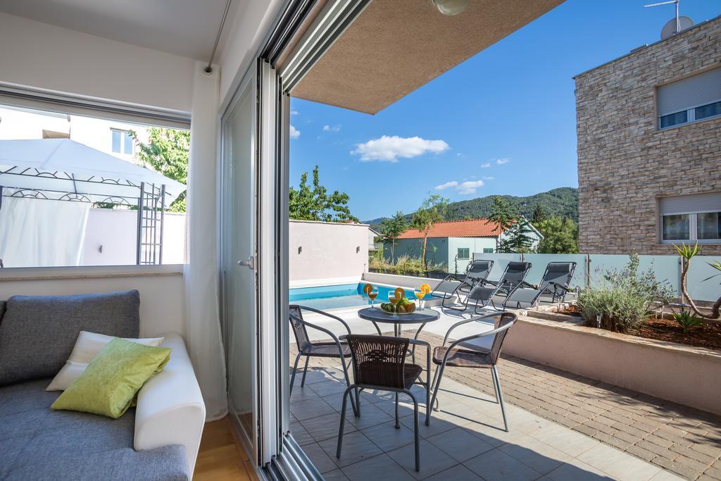 Apartment Falcon Stari Grad  Værelse billede