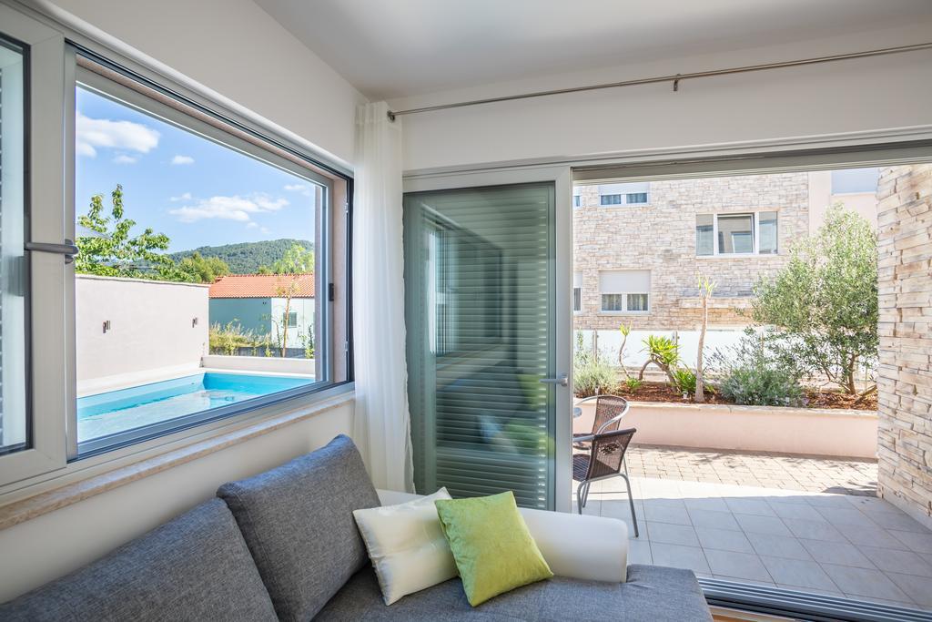 Apartment Falcon Stari Grad  Værelse billede